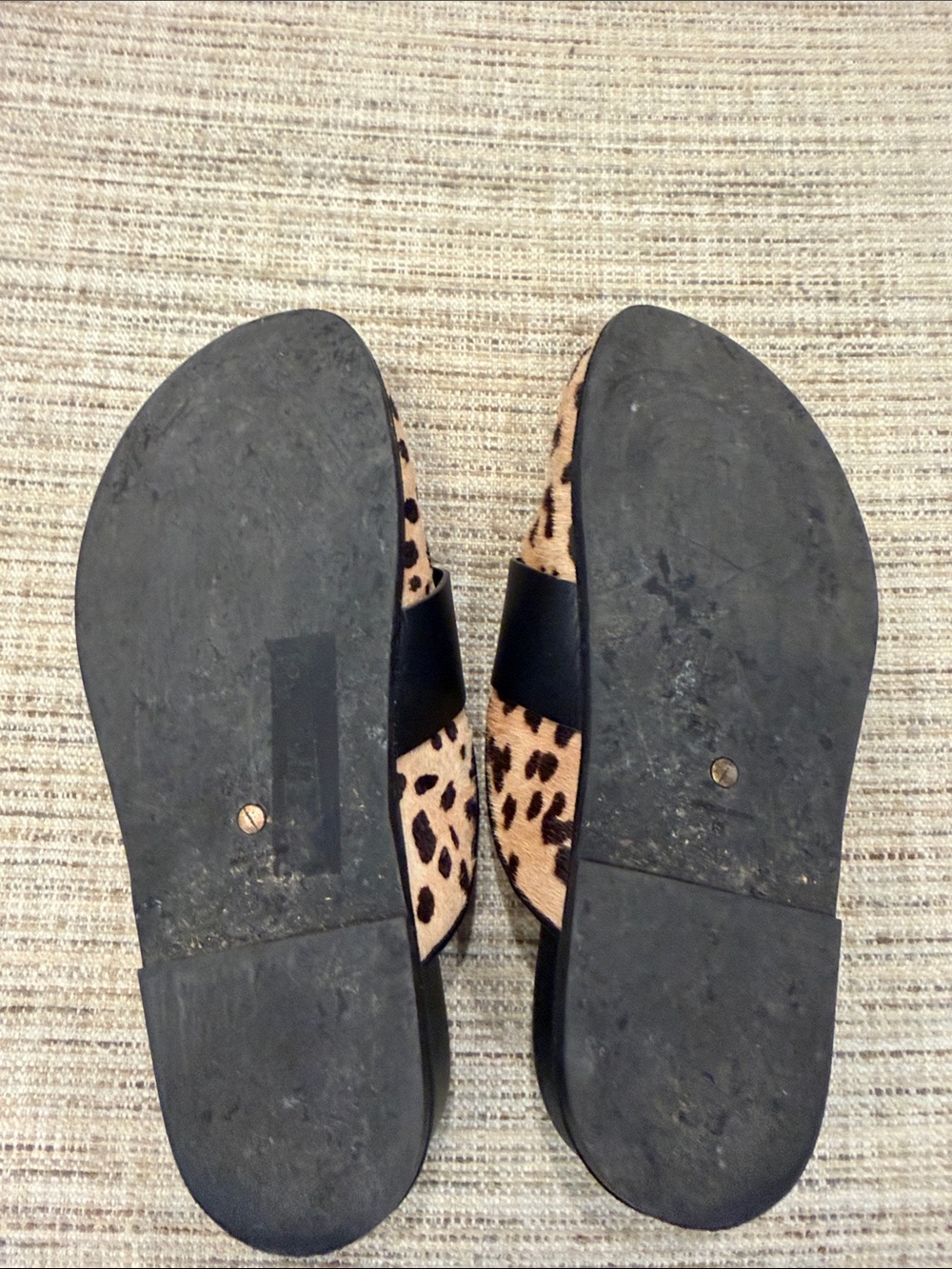 Frame Denim Leopard-Print Slide Mules with Black Strap & Gold Ring 8 1/2 - Picture 9 of 10